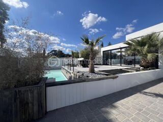  Villa à vendre 5 pièces 250 m²