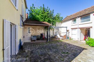  Maison à vendre 9 pièces 245 m²