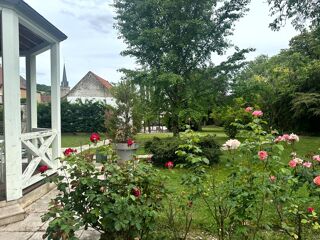  Propriété/château à vendre 9 pièces 220 m²