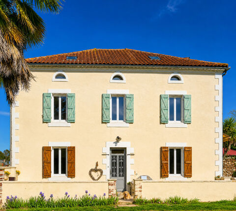   Maison � vendre 8 pi�ces proche de EUGENIE LES BAINS (40) Maison - 8 pi�ce(s) - 191 m�