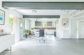  Maison  vendre 8 pices 185 m