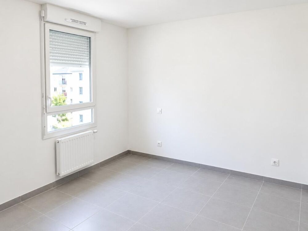 Location Appartement Appartement T2 avec deux balcons et parking à Nimes Nimes