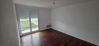  Appartement à louer 3 pièces 78 m²