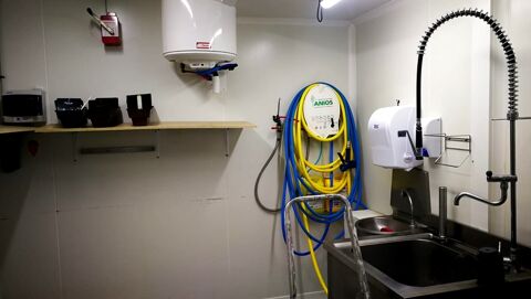   MORLAIX (29) à vendre Local commercial libre 
