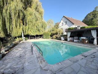  Propriété/château à vendre 7 pièces 265 m²