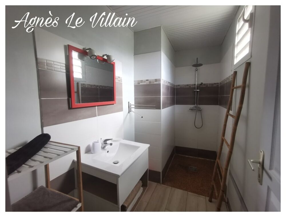 à vendre  Propriété/château Deshaies (97126)