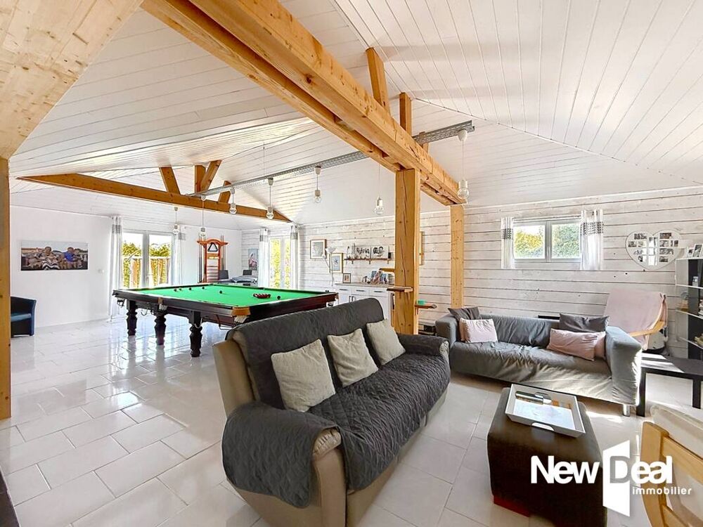 à vendre  Propriété/château Fayence (83440)