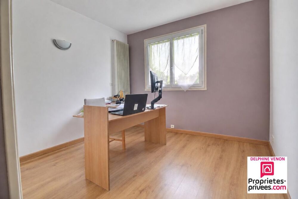Vente Maison Exclusivité - Maison de 150 m² + sous-sol total et garage extérieur de 70 m² proche des commodités à Châteauneuf sur Loire Chateauneuf sur loire