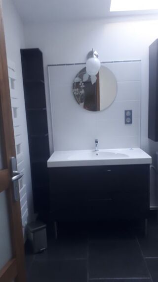  Appartement à louer 2 pièces 33 m²