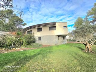  Villa � vendre 11 pi�ces 394 m�