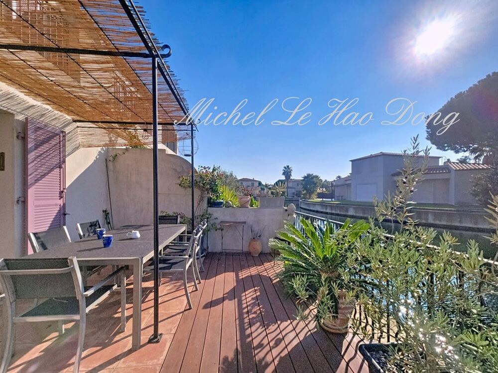 Charmante marina avec 03 chambres en duplex à vendre à Aigues-Mortes (30220)