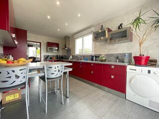  Maison  vendre 8 pices 172 m