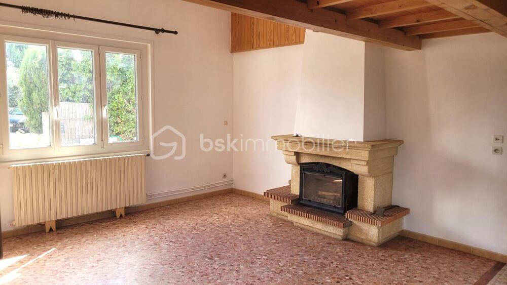 Vente Villa VILLEDAIGNE - VILLA R+1 DE 160 M² - 4 FACES - TYPE 6 - 3 CHAMBRES - GARAGE - PISCINE - PARCELLE DE 970 M² Villedaigne