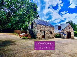 Vente Maison Sally HICKEY vous présente 2 maisons en pierre. 4 chambres, 3 salle de bains, 2 jardins et un grand parking.  Ne ratez pas ! Thehillac