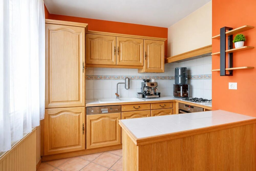 Maison de 5/6 pièces de 85 m² à Villeurbanne avec Garage et Cour