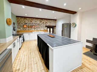  Propri�t�/ch�teau � vendre 8 pi�ces 274 m�