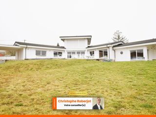  Maison  vendre 7 pices 220 m