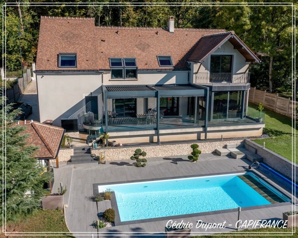 Maison à vendre 8 pièces 285m2 + garage + cave + terrasse + piscine - MONTGE EN GOELE (77)