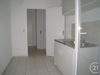  Appartement à louer 2 pièces 42 m²