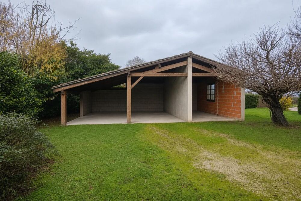 Maison en pierre avec piscine à Gageac-et-Rouillac