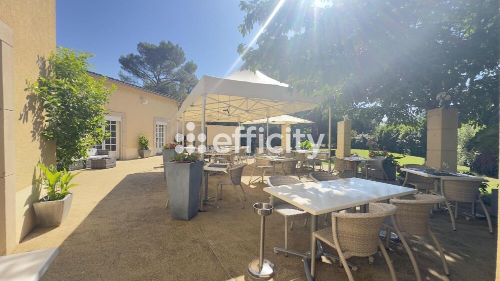 � vendre  Maison Uchaux (84100)