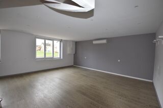  Immeuble à vendre 225 m²