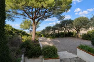 Vente Maison Grande Maison 6P avec Potentiel à Saint-Laurent-du-Var Saint laurent du var