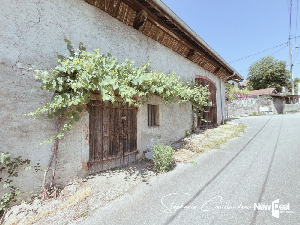 Grange à rénover à GRESY SUR AIX