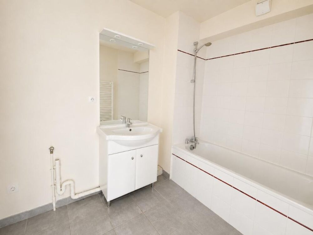 Location Appartement T2 avec balcon et parking à BESANCON Besancon