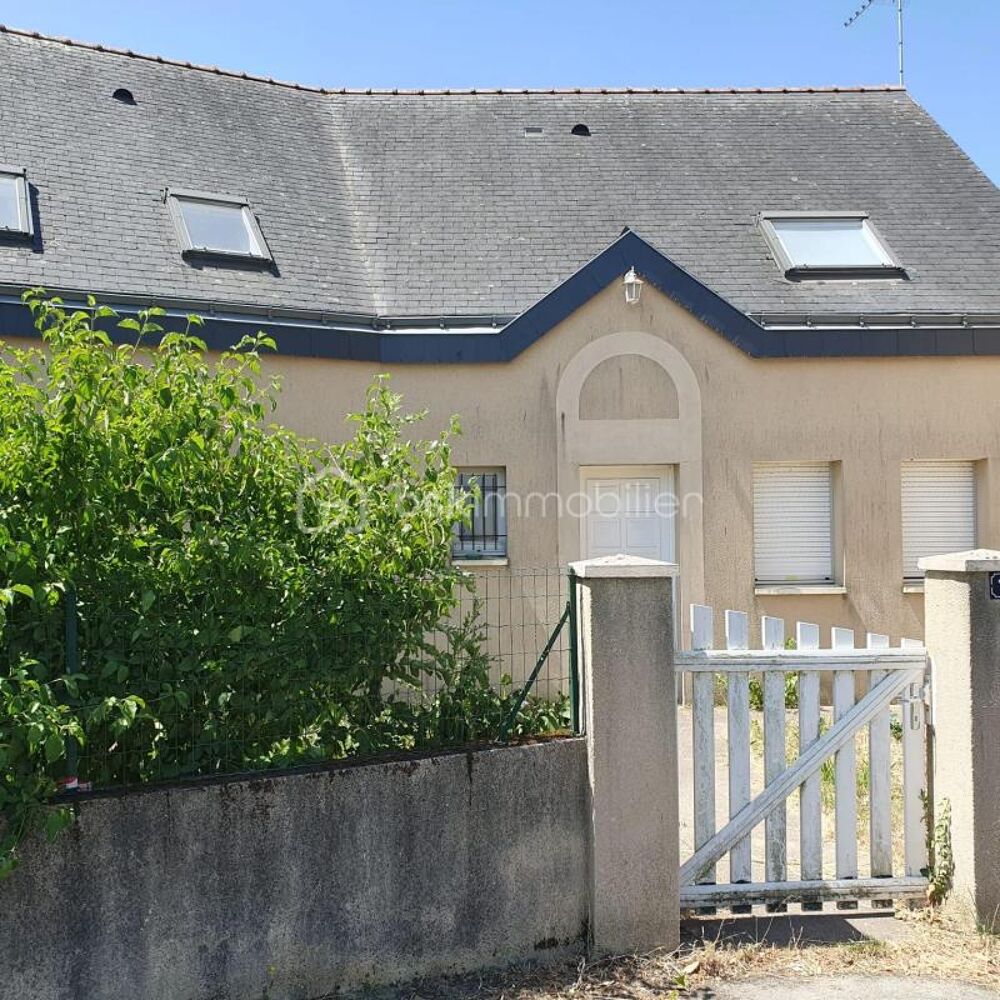 Maison 6 pièces 159 m² · à Murs Erigne · 159 m² · 370 000 €