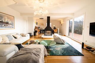  Propri�t�/ch�teau � vendre 8 pi�ces 214 m�