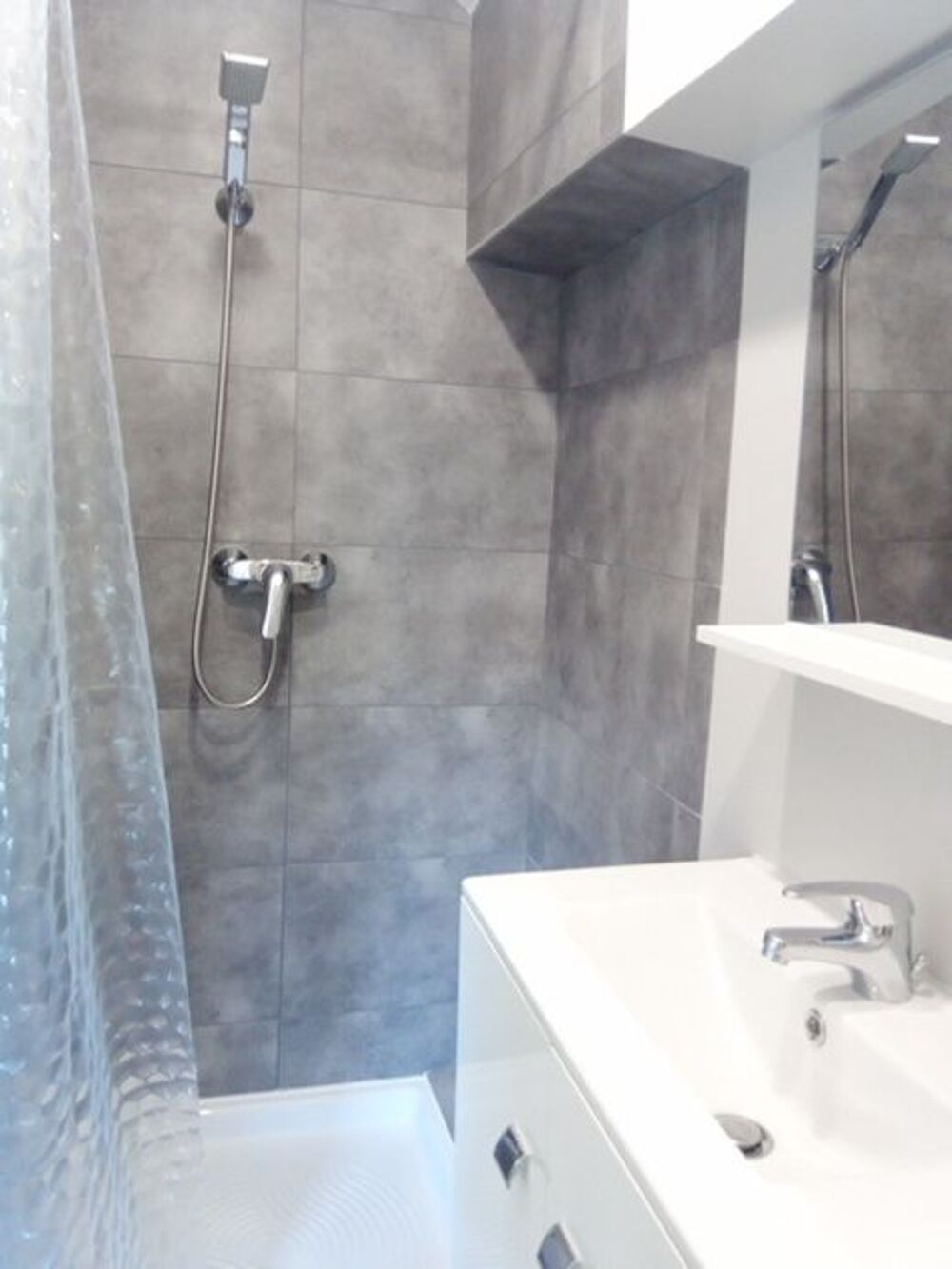 Location Appartement Studio de 21m2 à louer sur Éguilles Eguilles