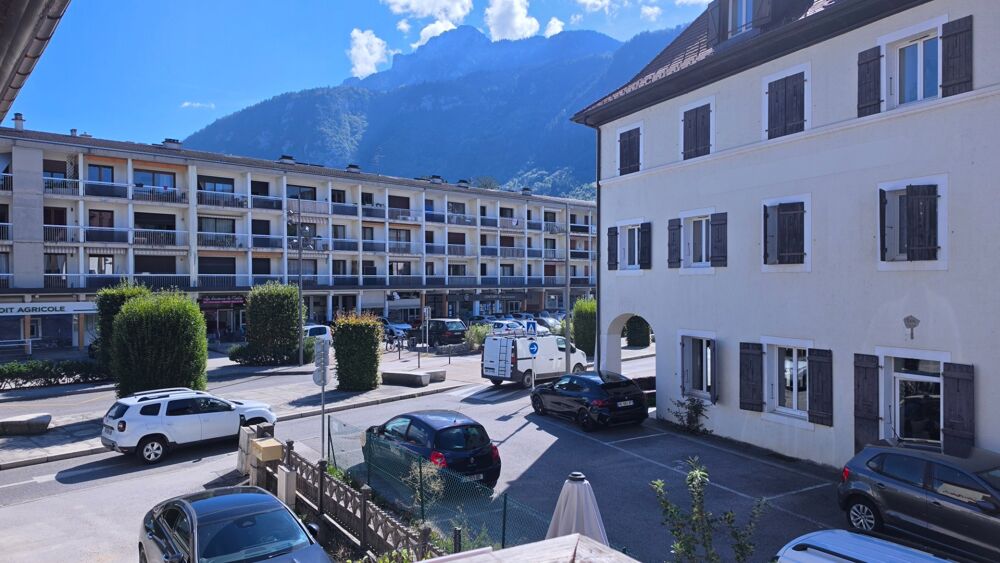 Appartement à vendre 4 pièces SAINT PIERRE EN FAUCIGNY (74)