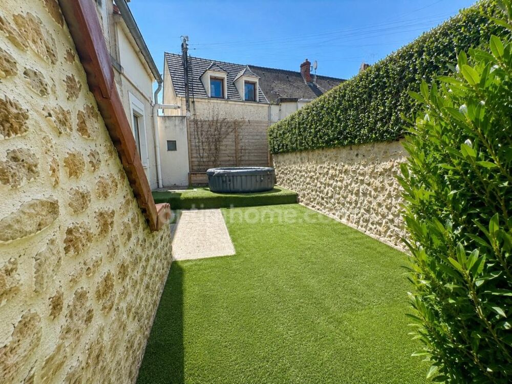 Maison de caractère 138m2 avec dépendance et double garage