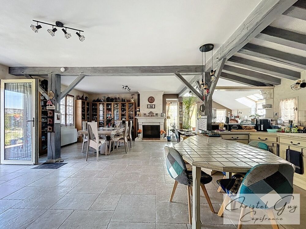Maison à vendre 5 pièces, 135 m², garage, 3 chambres, 2626 m² de terrain MAYET (72)