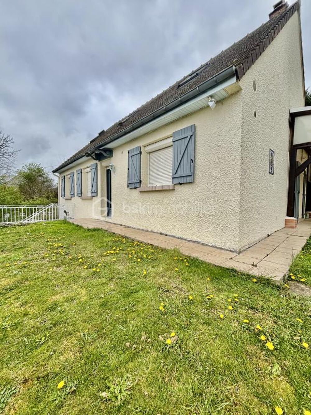 Parfaite maison familiale à vendre : un havre de paix spacieux à découvrir !