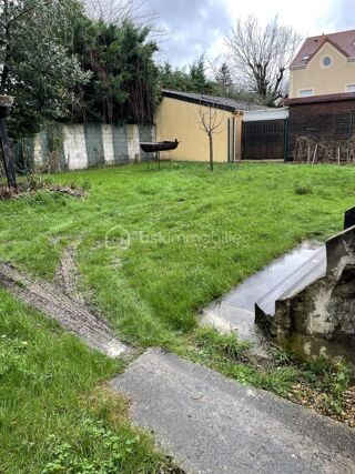  Immeuble à vendre 10 pièces 250 m²