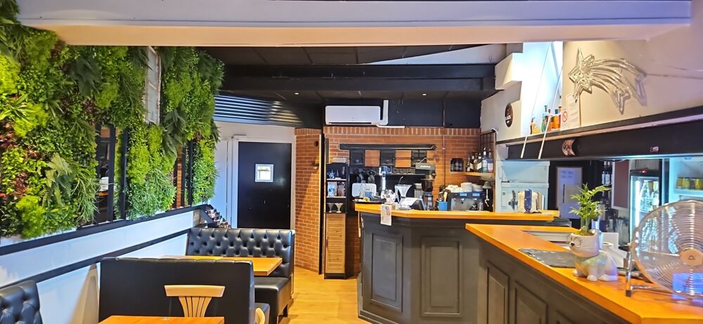   À VENDRE – MURS COMMERCIAUX D'UN RESTAURANT AVEC TERRASSES ET JARDIN – BOURGOGNE DU SUD Macon