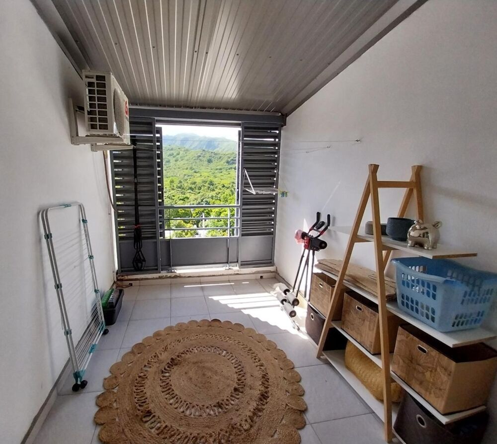 Vente Appartement Appartement à vendre 3 pièces  (974) La possession