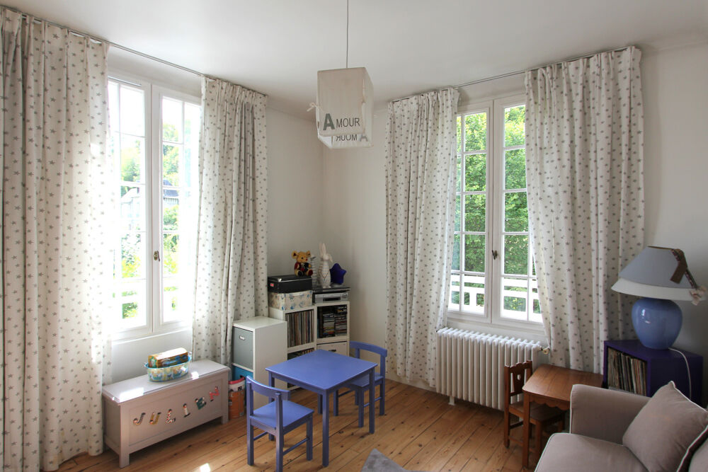 à vendre  Propriété/château Parmain (95620)