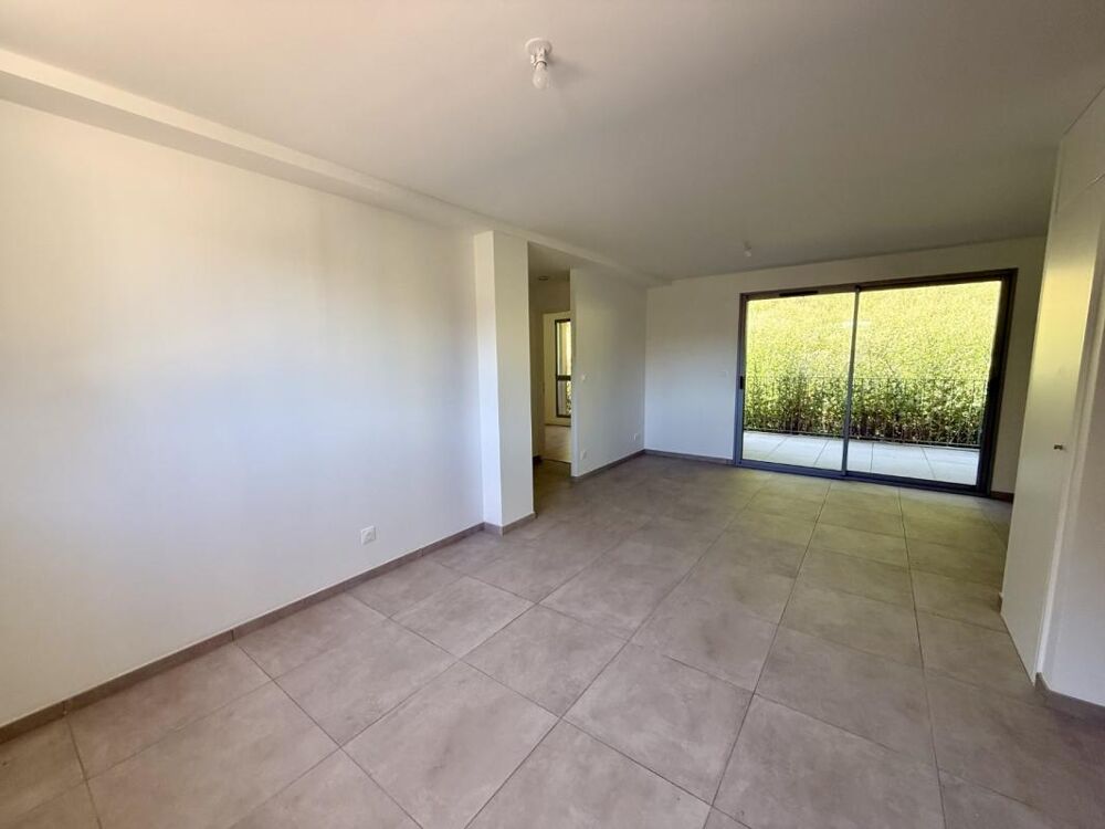 APPARTEMENT T3 60.81M² - TERRASSE + GARAGE