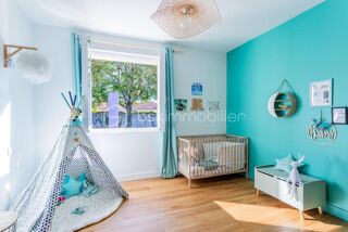  Propriété/château à vendre 8 pièces 215 m²