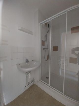  Appartement à louer 4 pièces 72 m²