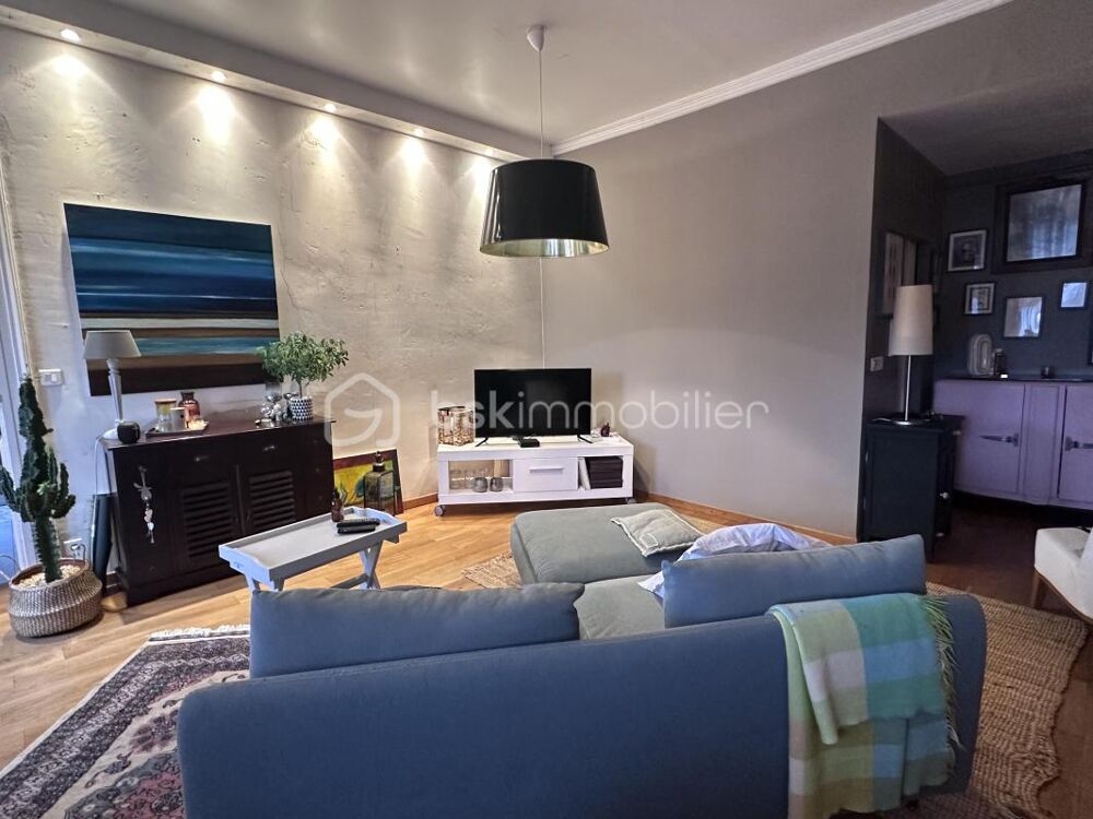 Appartement 85 m² environ  2 chambres  Sedan