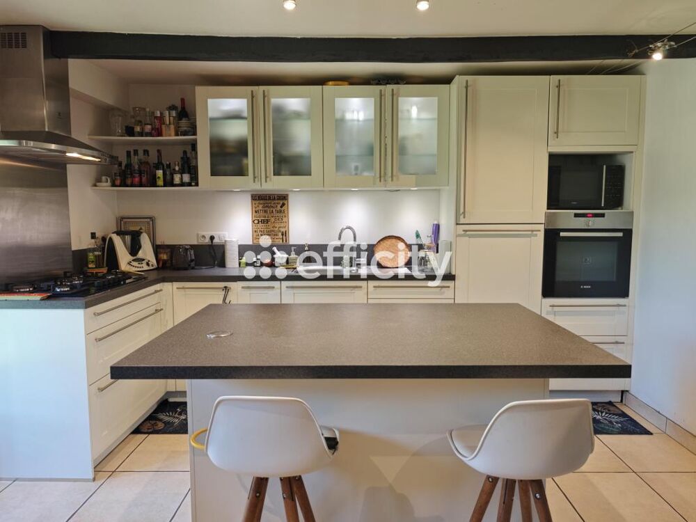 � vendre  Propri�t�/ch�teau Plomodiern (29550)