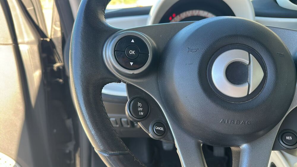 ForTwo 0.9 90 Passion - 2 places 2015 occasion 13190 Allauch