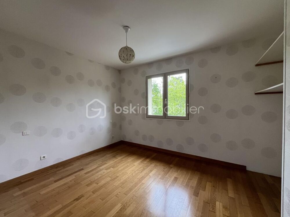 MAISON CONTEMPORAINE SUR SOUS-SOL