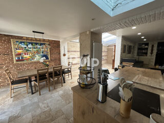  Maison � vendre 8 pi�ces 212 m�