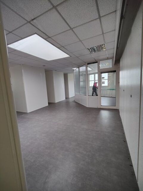 A VENDRE - ENSEMBLE IMMMOBILIER A VOCATION DE BUREAUX 45000 71100 Chalon sur saone