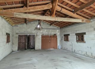  Remise / Grange à vendre 1 pièce 77 m²